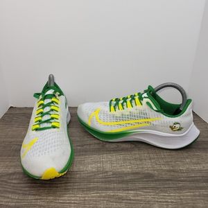 Nike Men's White and Green Running Shoes